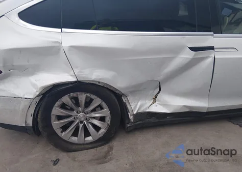 2020 Tesla Model X Long Range Dual Motor All-Wheel Drive/Long Range Plus Dual Motor All-Wheel Drive from USA, damaged, VIN 5YJXCBE21LF250770